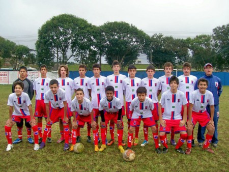 Paraná Clube Vila Olímpica vem de bons resultados em 2012  